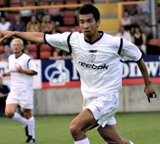 Nishizawa scores hat trick